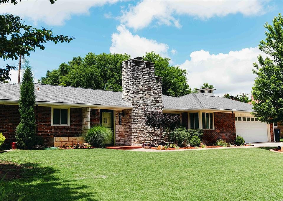 1st image of 3227 Winter Dr