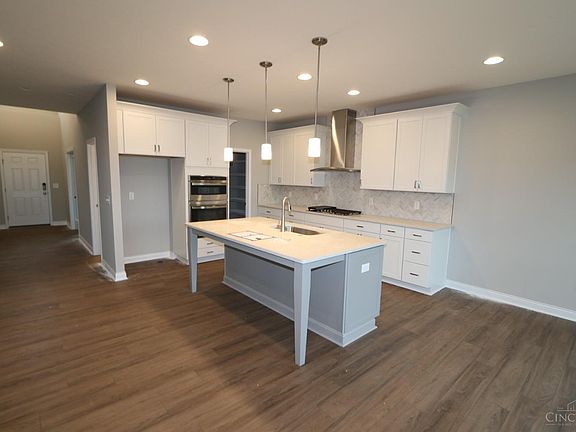 3rd image of 8216 Moonstone Dr #64