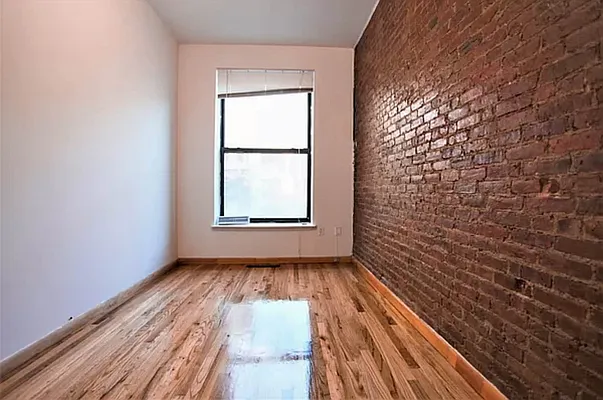 Rented by Metropolitan Property Group | media 16