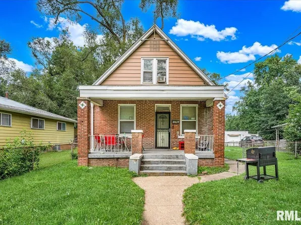 2723 W Hayes St, Peoria, IL 61605