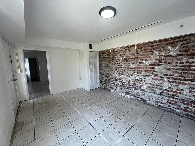 4211 Parker Ave #4 — Photo 8