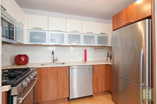 Sold by Halstead Real Estate | media 8