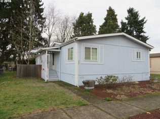 394 Lochaven Ave, Springfield, OR 97477