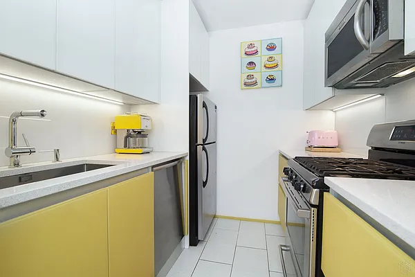 Sold by Halstead Real Estate | media 4