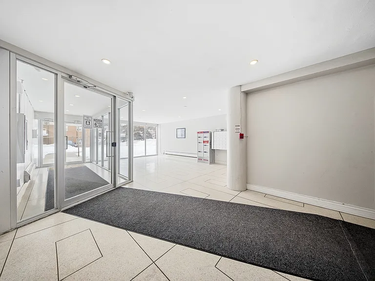 76 Parkwoods Village Dr — Photo 12