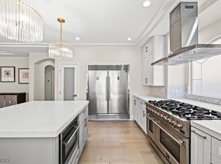 6335 Mount Eden Ave, Las Vegas, NV 89139