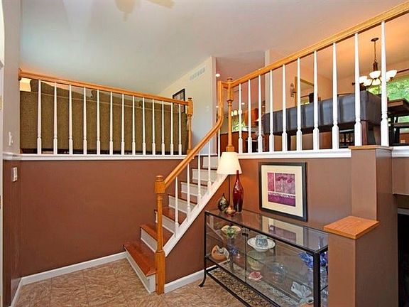 5th image of 5849 Red Oak Dr