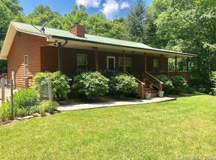 604 Doras Ln, Bakersville, NC 28705