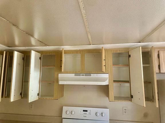 3rd image of 1620 Crystal Park Cir #1620