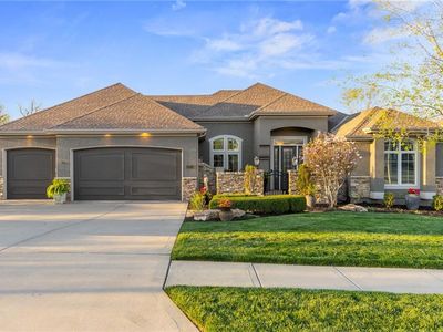 18824 W 98th Ter, Lenexa, KS, 66220