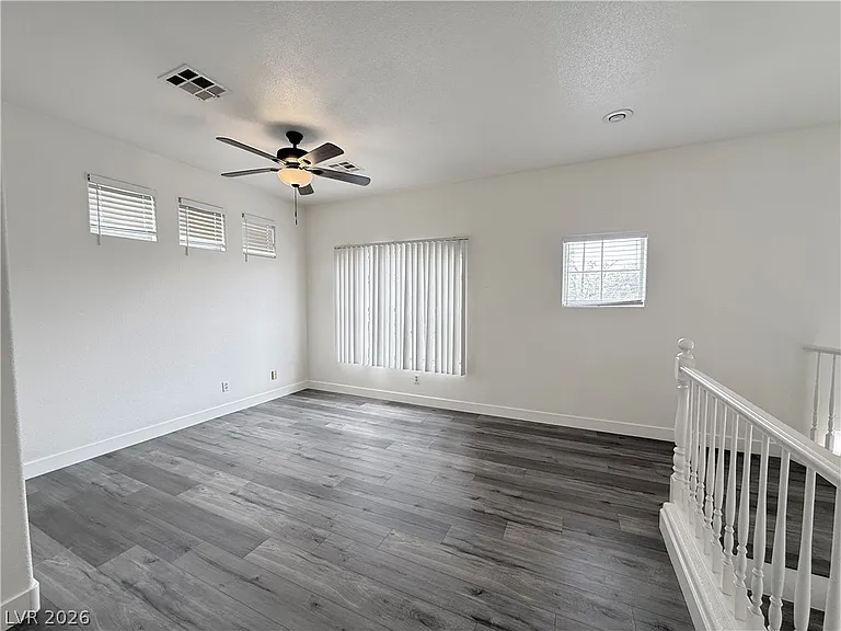 8034 Arcadian Ln — Photo 17