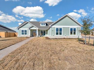 801 Secretariat St, Hewitt, TX 76643