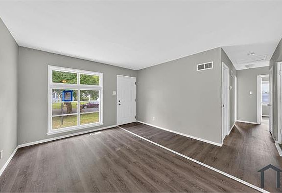 4th image of 416 Crawford Rd
