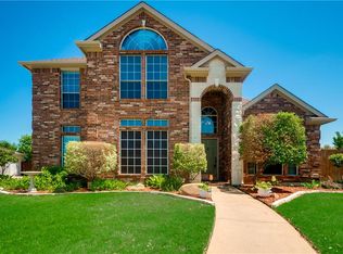 1102 Saint Ann Dr, Mansfield, TX 76063