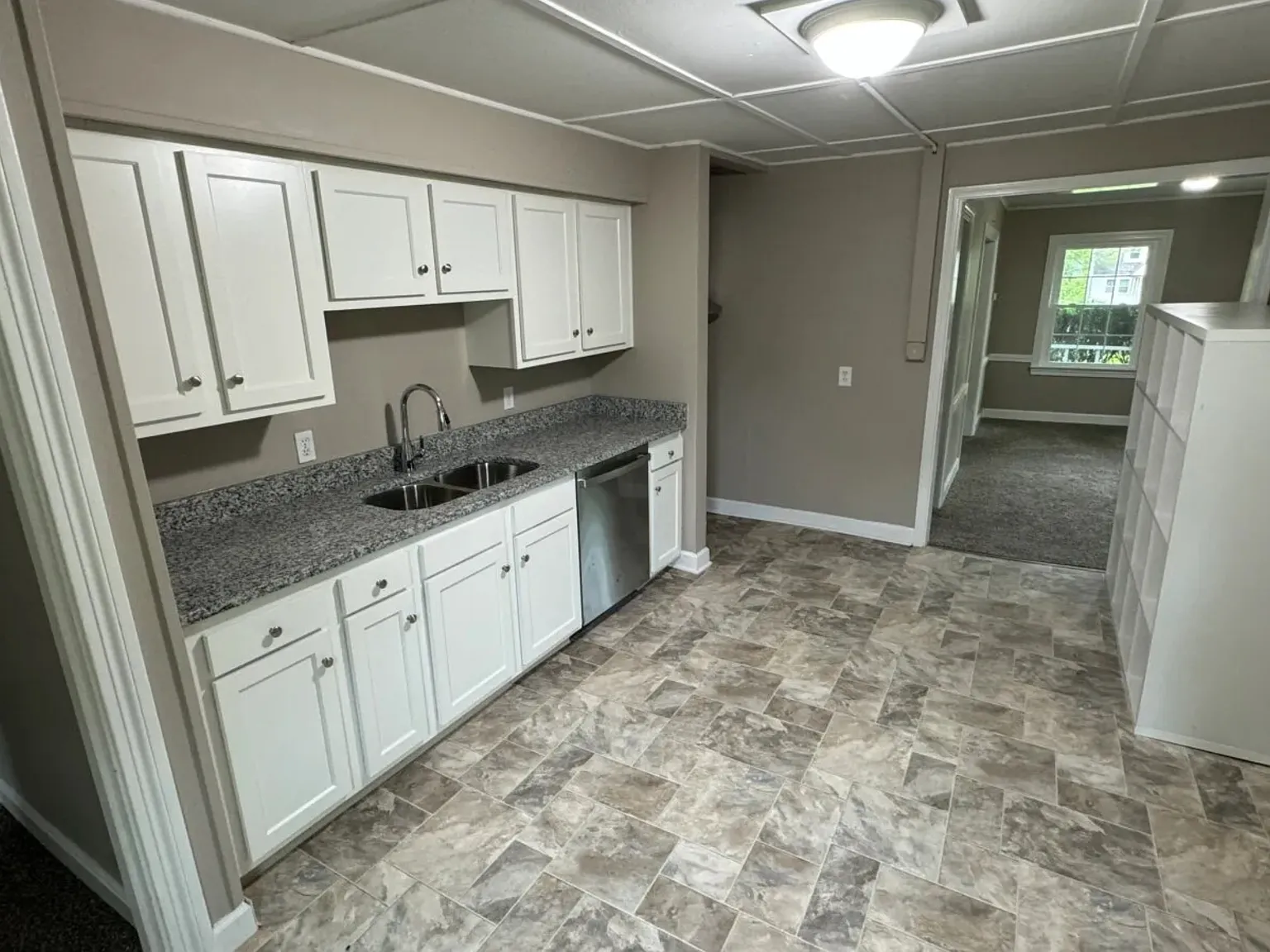 3 bed, 1.5 bath, 1512 sqft, $1,495 — Photo 3