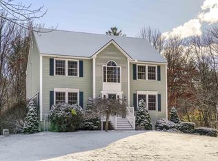 1 Chase Brook Dr, Londonderry, NH 03053