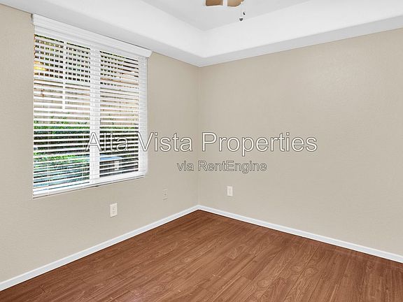 3rd image of 16916 Hutchins Lndg Unit 73