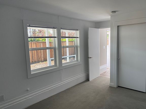 5th image of 132 Le Cante Dr