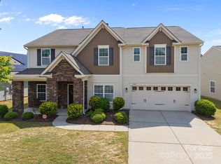13315 Hunting Birds Ln, Charlotte, NC 28278