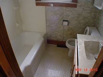 2nd image of 2554 Midland Rd