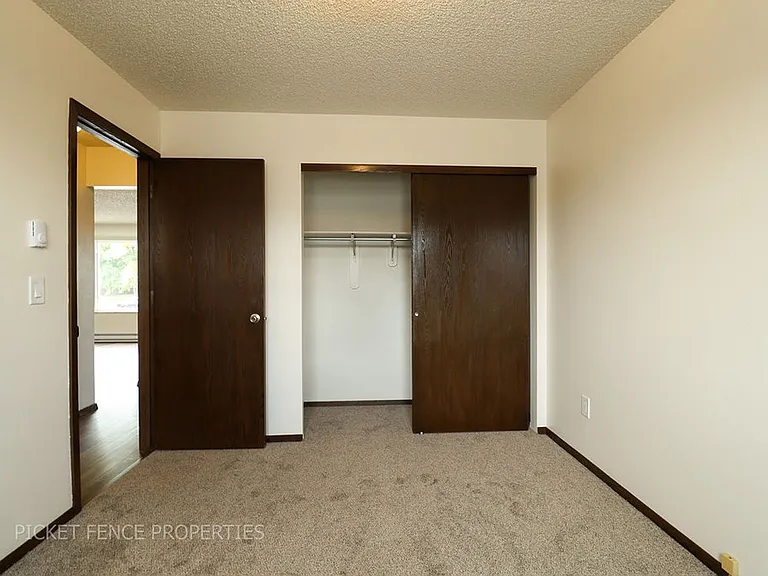1846 E 16th Street — Photo 22