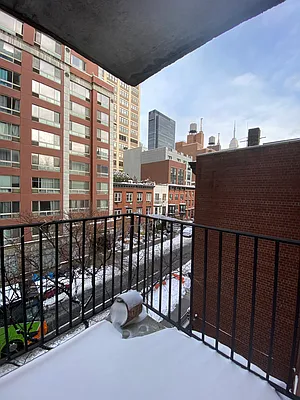 Rented by Fairbank Properties LLC | media 12