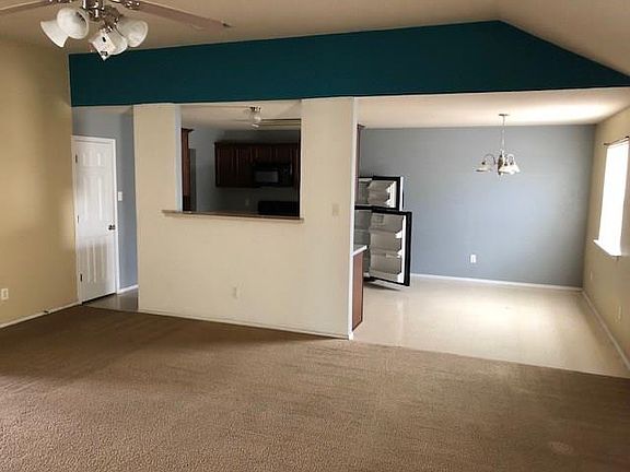 2nd image of 5811 Hercules Ave