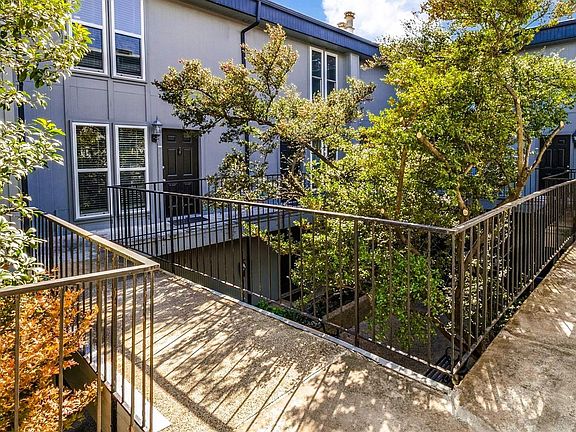 2nd image of 4020 Holland Ave APT 213