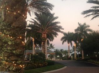 15071 Sterling Oaks Dr, Naples, FL 34110