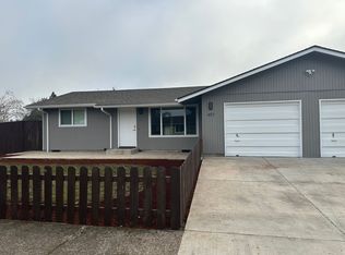 497 52nd St, Springfield, OR 97478