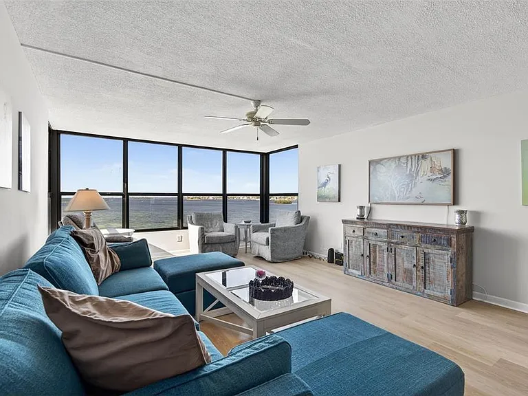 300 Woodette Dr #404B — Photo 12