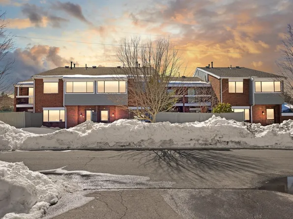 34 Rosewood Dr #34, Stoughton, MA 02072