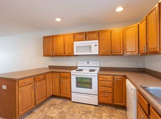Hawkeye Townhomes, Dubuque, IA 52001