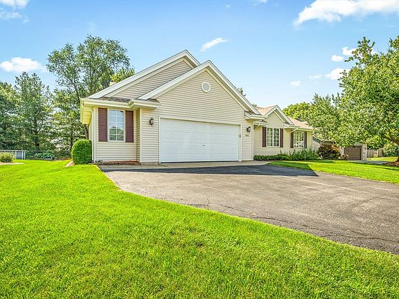 2nd image of 803 Babich Ln
