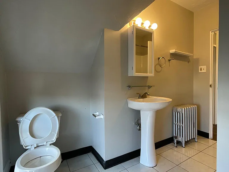 5106 Harriet St #3 — Photo 11