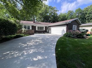 3010-3012 Okemos Dr SE, Grand Rapids, MI 49506
