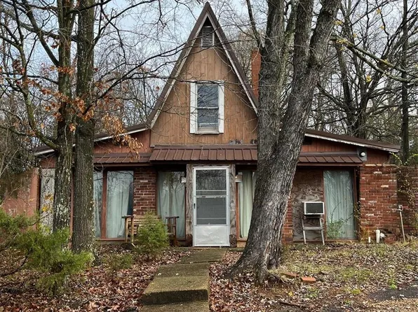 102 Rayfield Ln, Piedmont, MO 63957