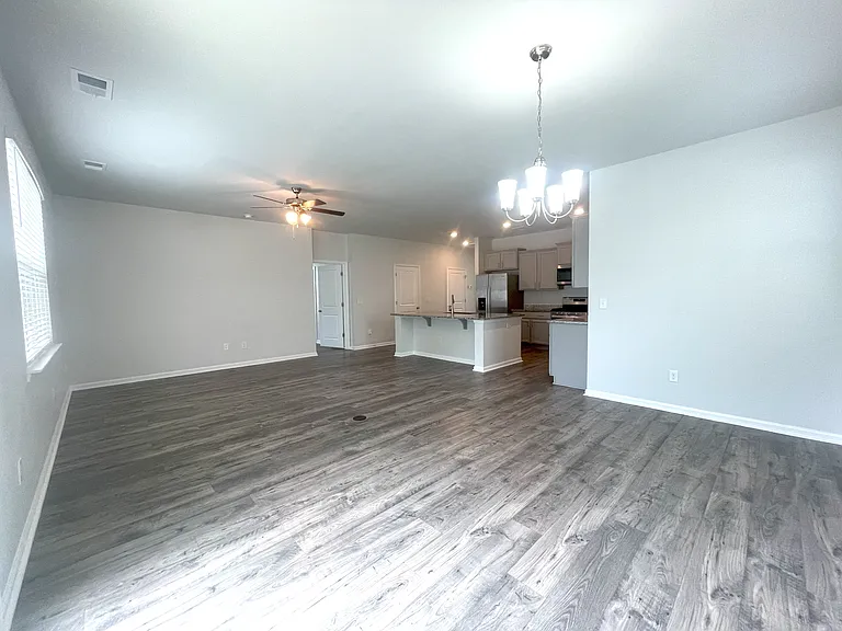 438 Pacific Commons Dr — Photo 6