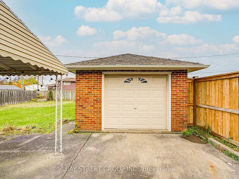 58 Broderick Ave — Photo 23