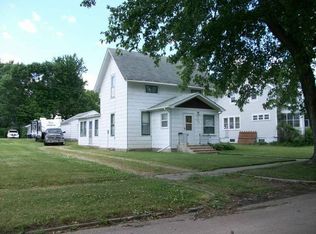 406 S 5th St, Milbank, SD 57252