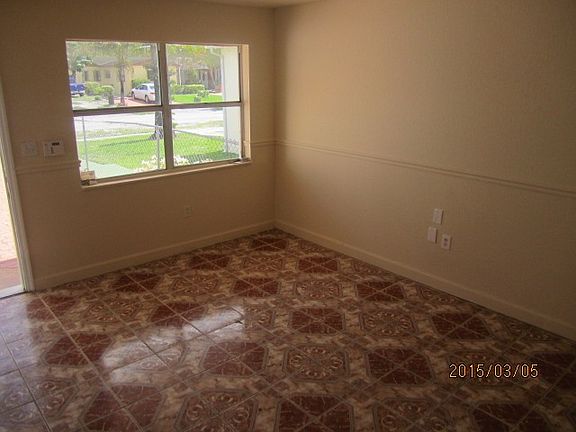 4th image of 19212 NW 35th Ave