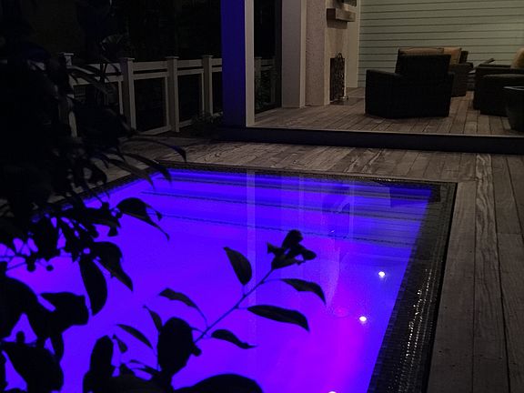 Plunge pool & outdoor living