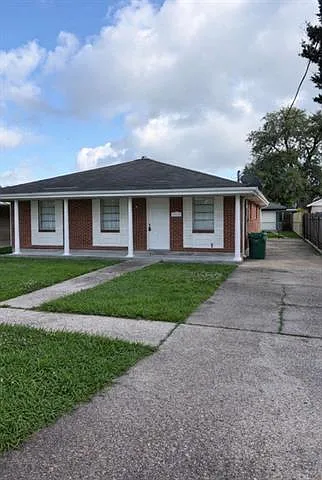 Building Photo - 116 Sunrise Dr