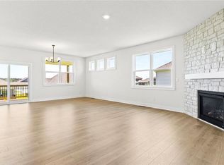 20827 W 188th Ter, Spring Hill, KS 66083