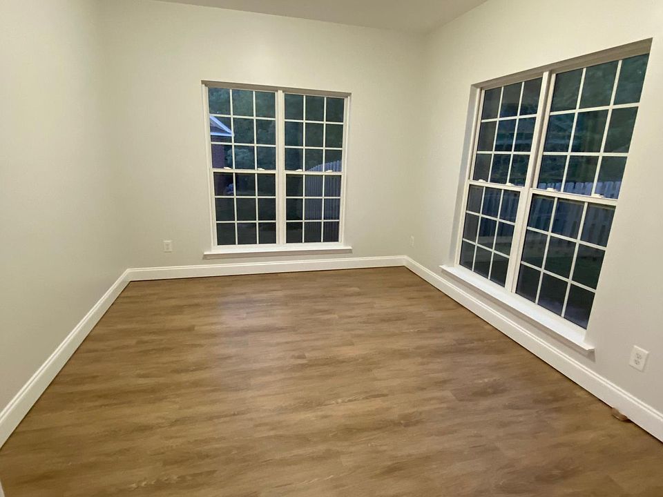 Bonus/sun room