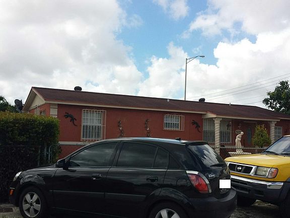 3rd image of 4692 NW 180th St
