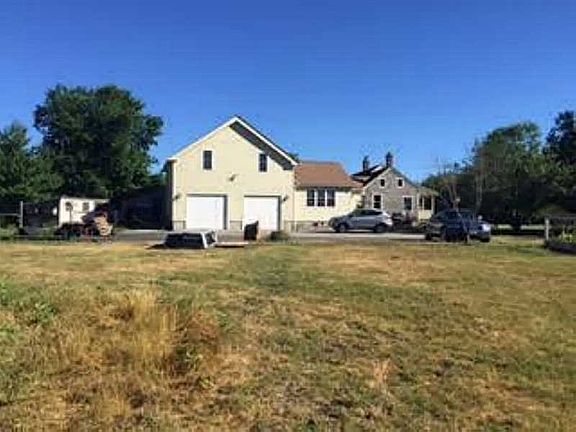 4th image of 1845 Providence Pike