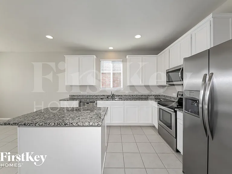 2023 Avondown Rd — Photo 9