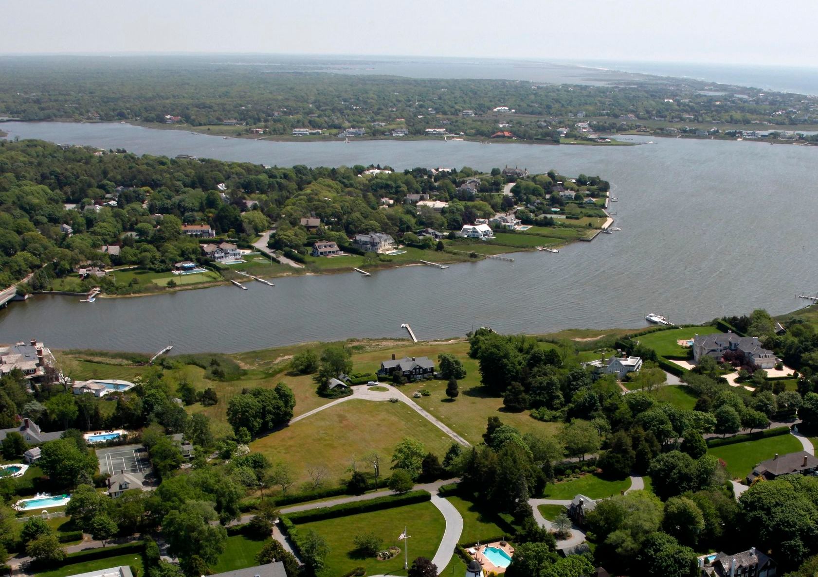 32 Seafield Ln, Westhampton Beach, NY 11978 Out East