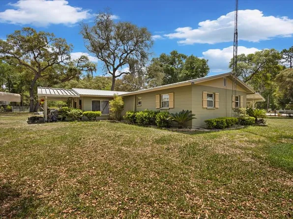 8731 NW 127th Pl, Chiefland, FL 32626